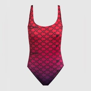 NWOT OFF-WHITE
RED SWIMSUIT WITH ARROW LOGO PRINT